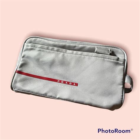 prada rossa clutch